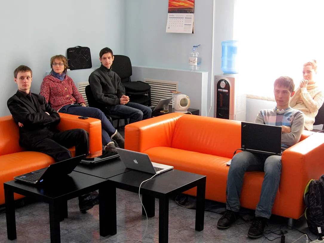Резиденты Бизнес Инкубатора ИТ Парка Home Continent и Track Service ищут новые инженерные решения