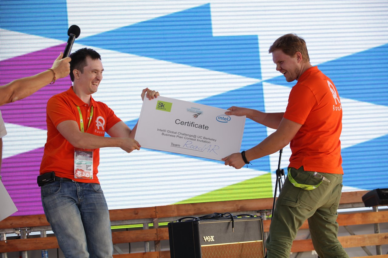RoadAR получил сертификат от Intel на Startup Village