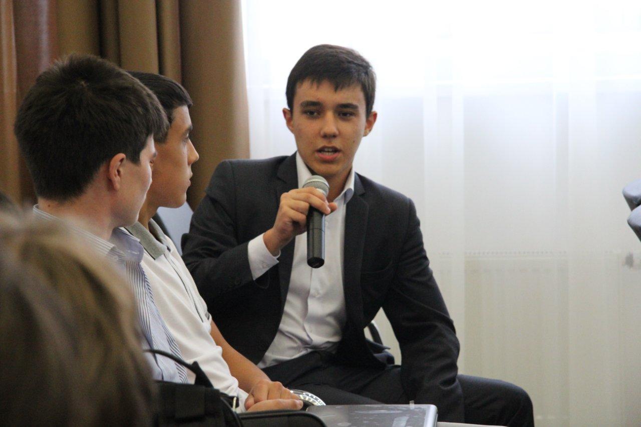 Startup-посиделки: «1001 мечта заработать на образовании»