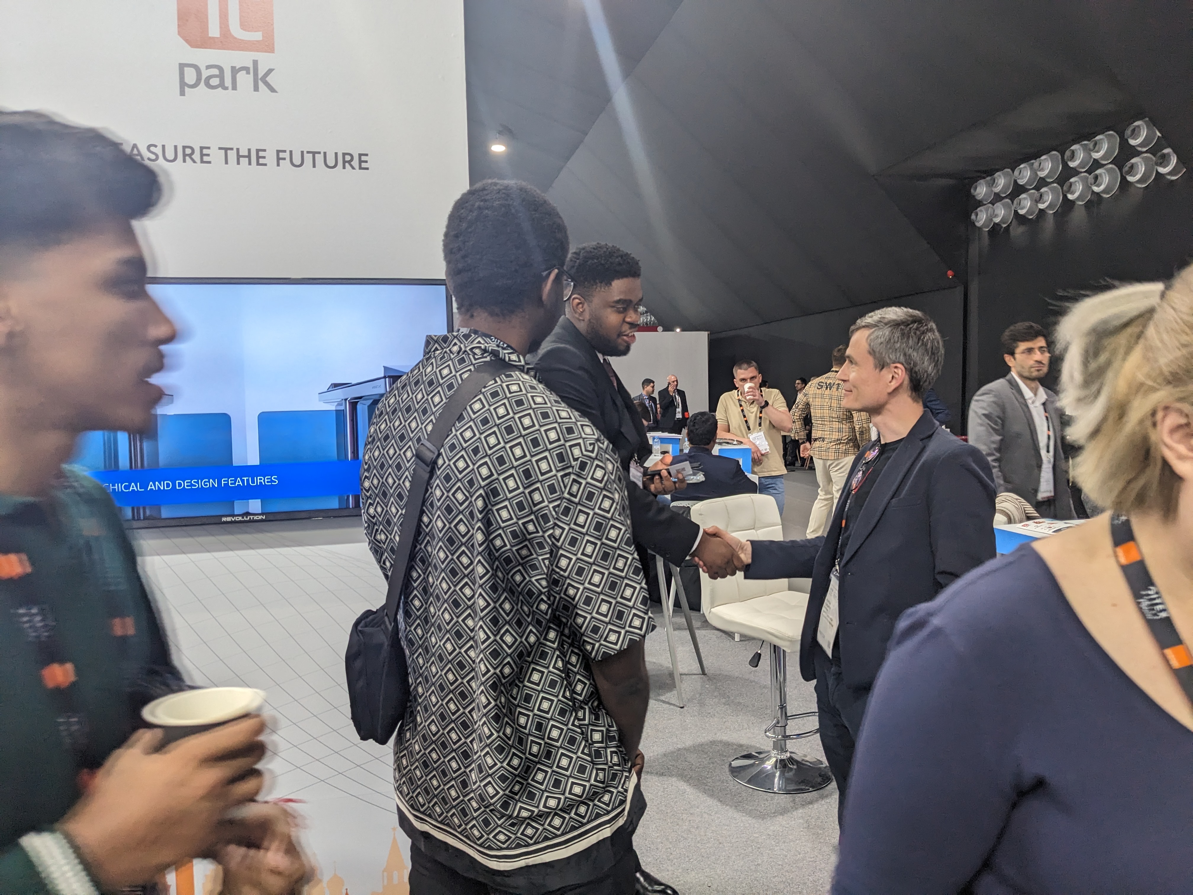 Бизнес-миссии 