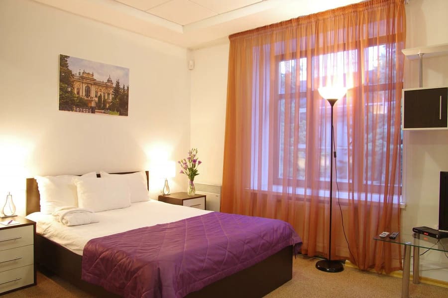 Джуниор Сюит